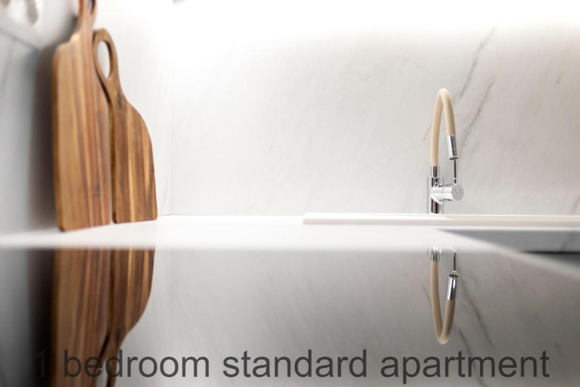 Buda Side Luxury 1-2 Apartment *